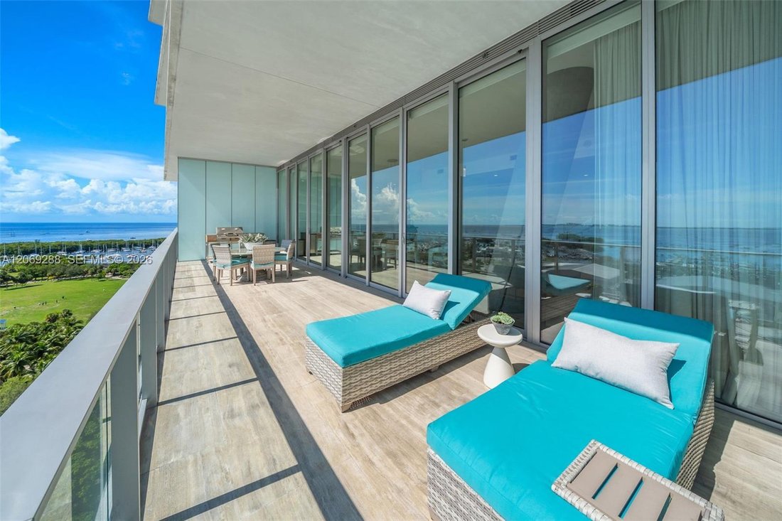 Condo in Miami, Florida, United States 4 - 18647105
