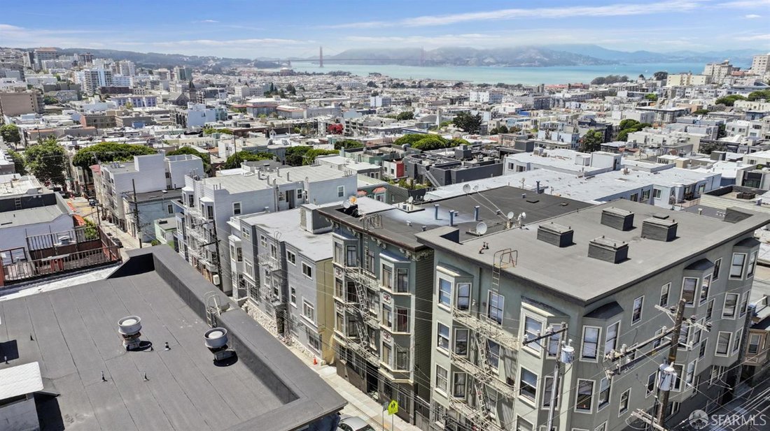 San Francisco, California, United States 4 - 18645422