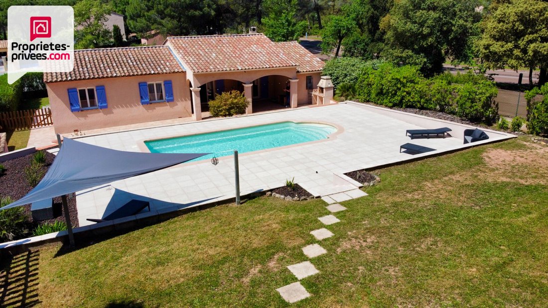 Villa in La Motte, Provence-Alpes-Côte d'Azur, France 1 - 18644690