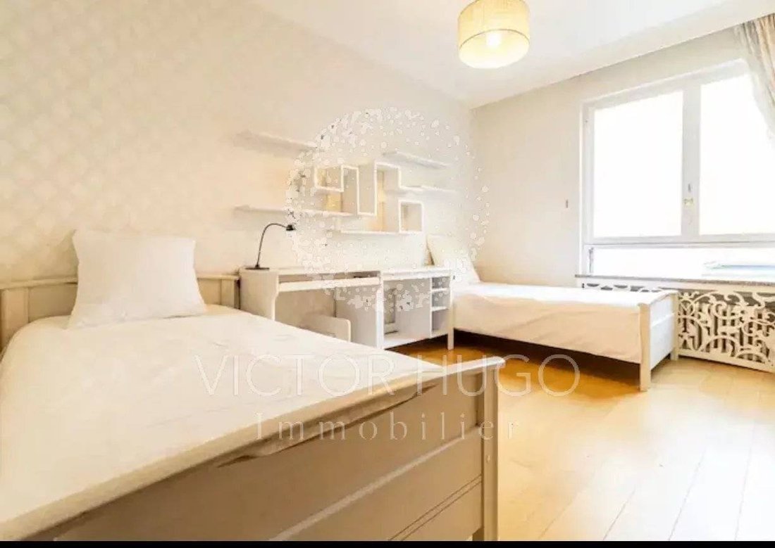 Apartment in Porte Dauphine, Paris 16e Arrondissement, Paris 4 - 15868621