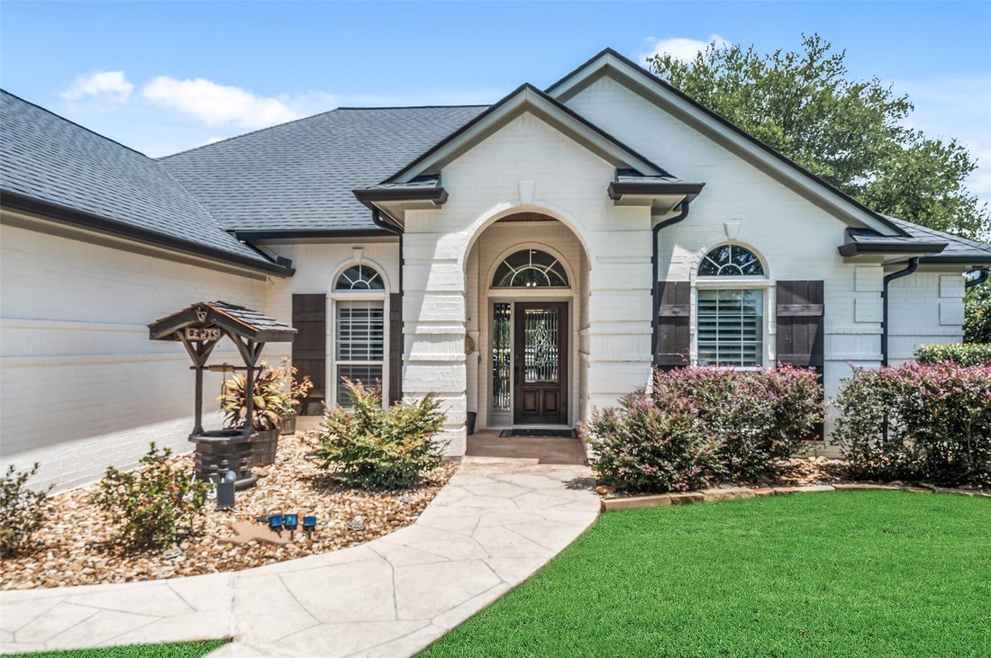 House in Montgomery, Texas, United States 4 - 18646872