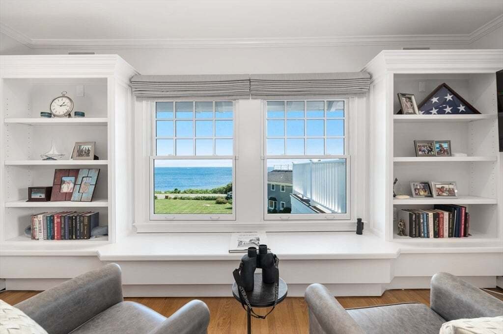 Condo in Gloucester, Massachusetts, United States 5 - 18643362