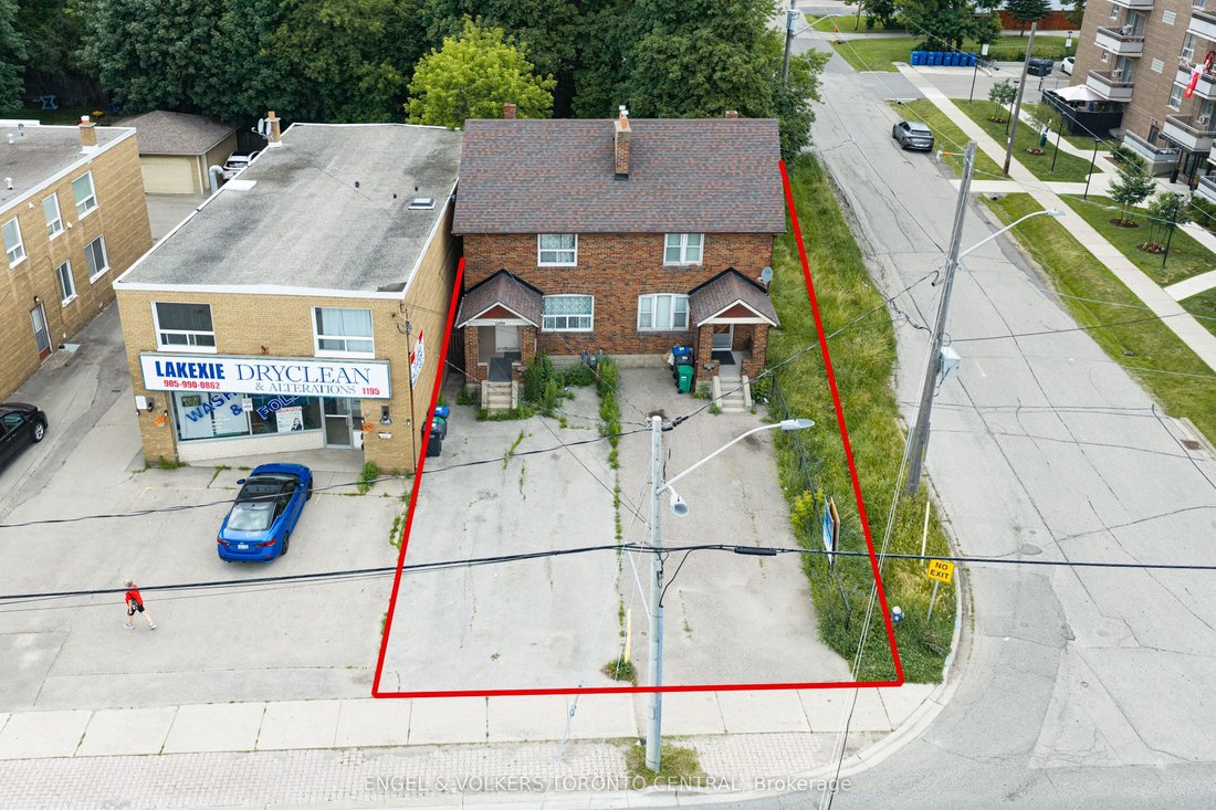 House in Oakville, Ontario, Canada 4 - 18642717