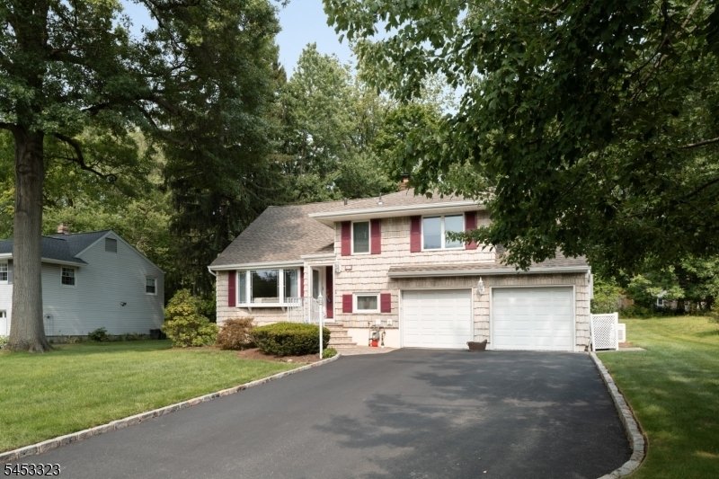 House in Livingston, New Jersey, United States 5 - 18646928