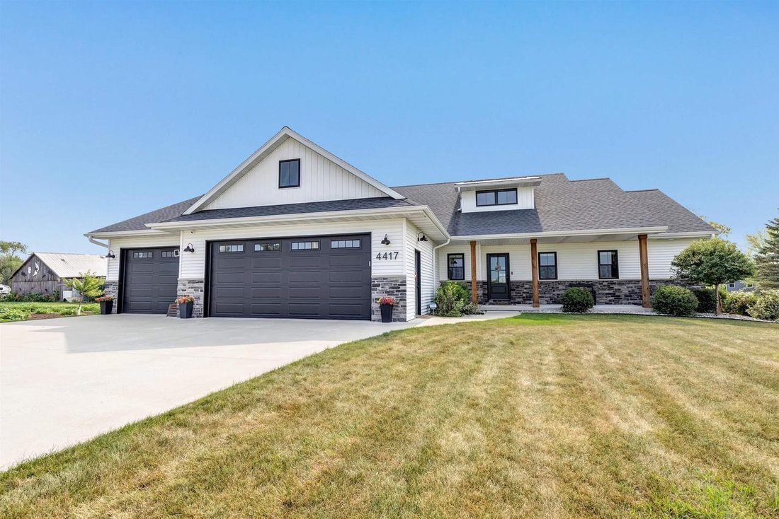 House in De Pere, Wisconsin, United States 1 - 18645597