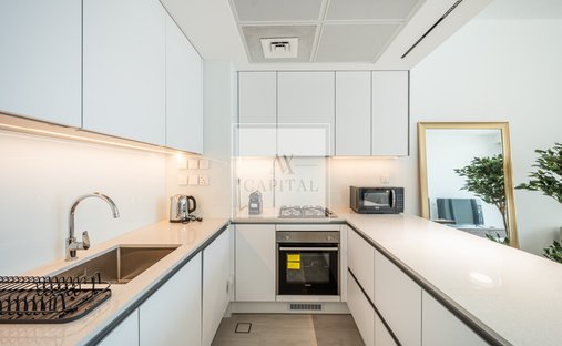 Apartment in JVC / Jumeirah Village Circle, Dubai, United Arab Emirates 1
