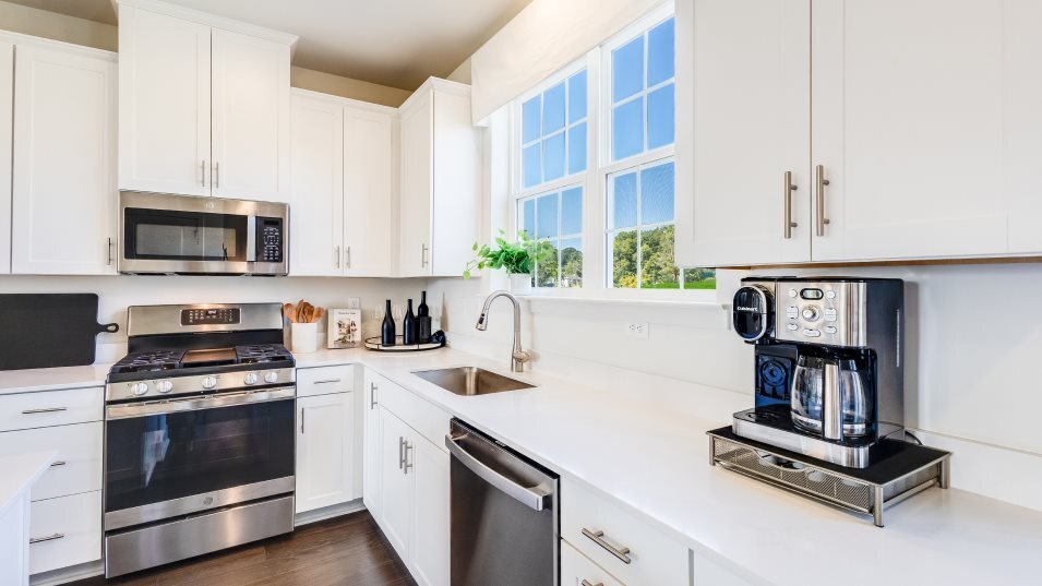 Townhouse in East Hanover, New Jersey, United States 4 - 18643715
