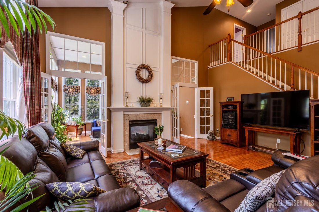 House in East Brunswick, New Jersey, United States 1 - 18645049