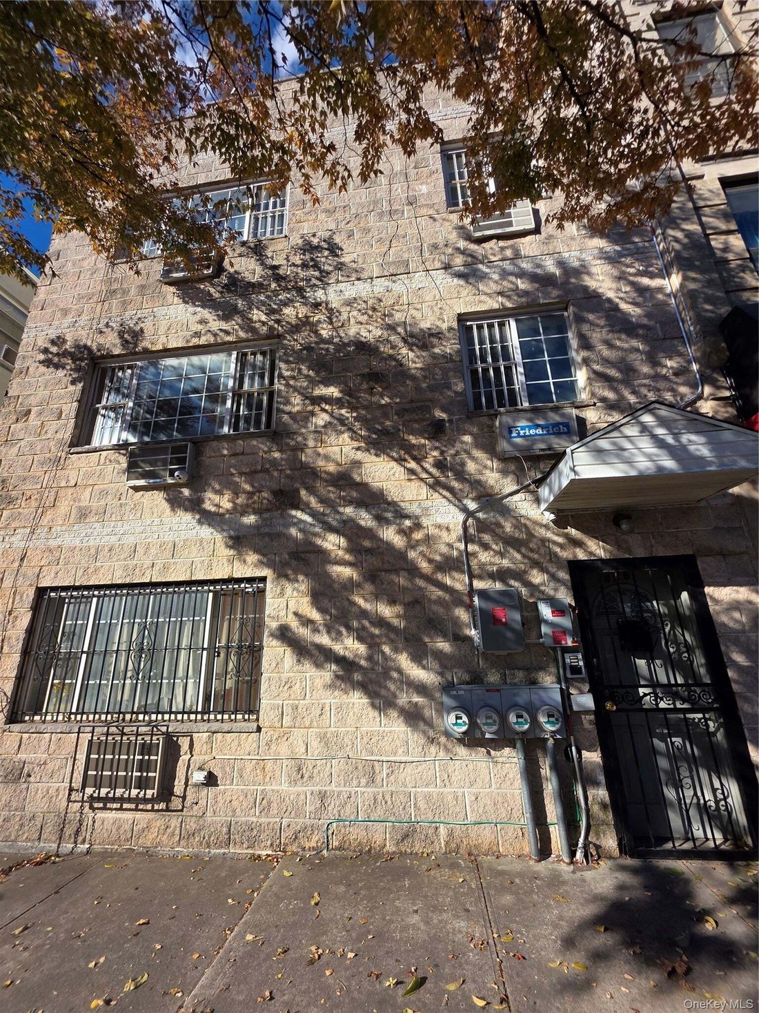 House in New York, New York, United States 1 - 16981014