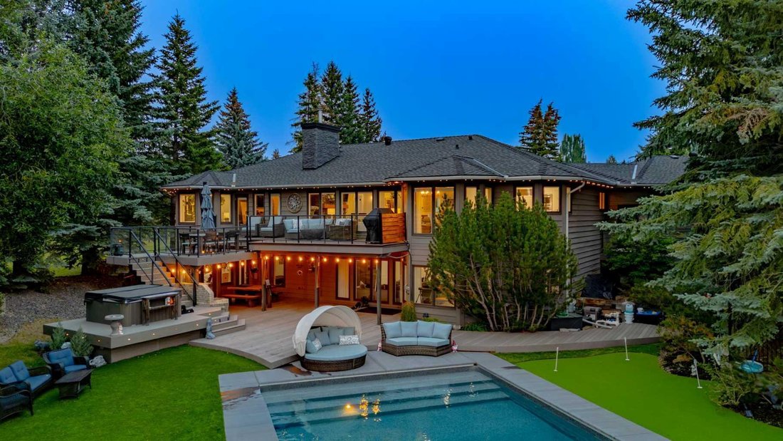 House in Calgary, Alberta, Canada 1 - 18645047