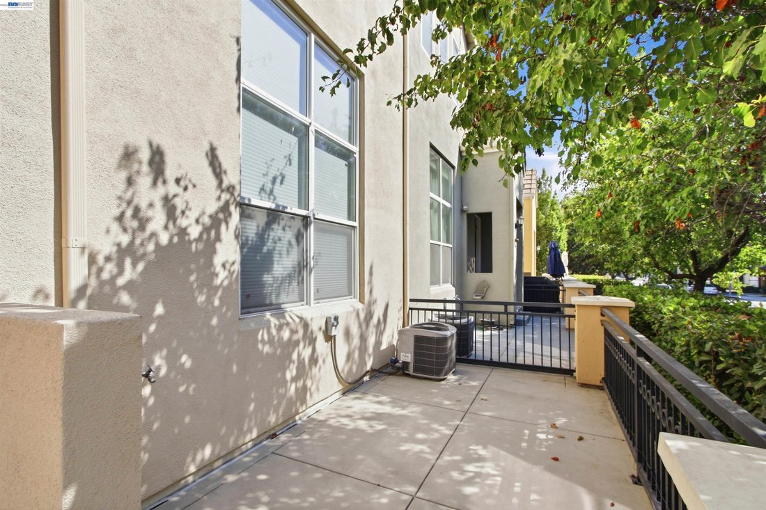 Townhouse in San Jose, California, United States 2 - 18646163