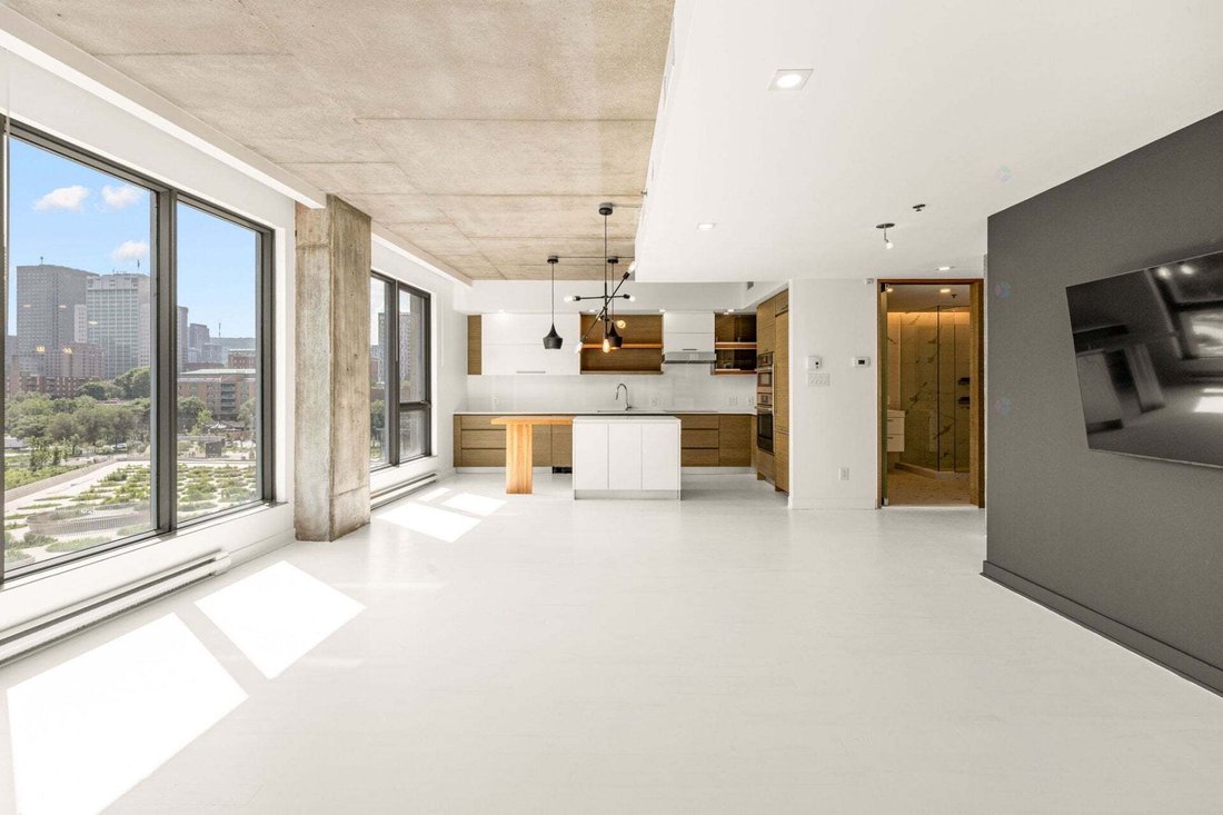 Condo in Montréal, Quebec, Canada 5 - 18643158