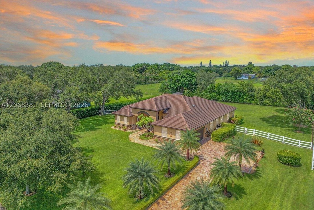 House in Davie, Florida, United States 1 - 18646133