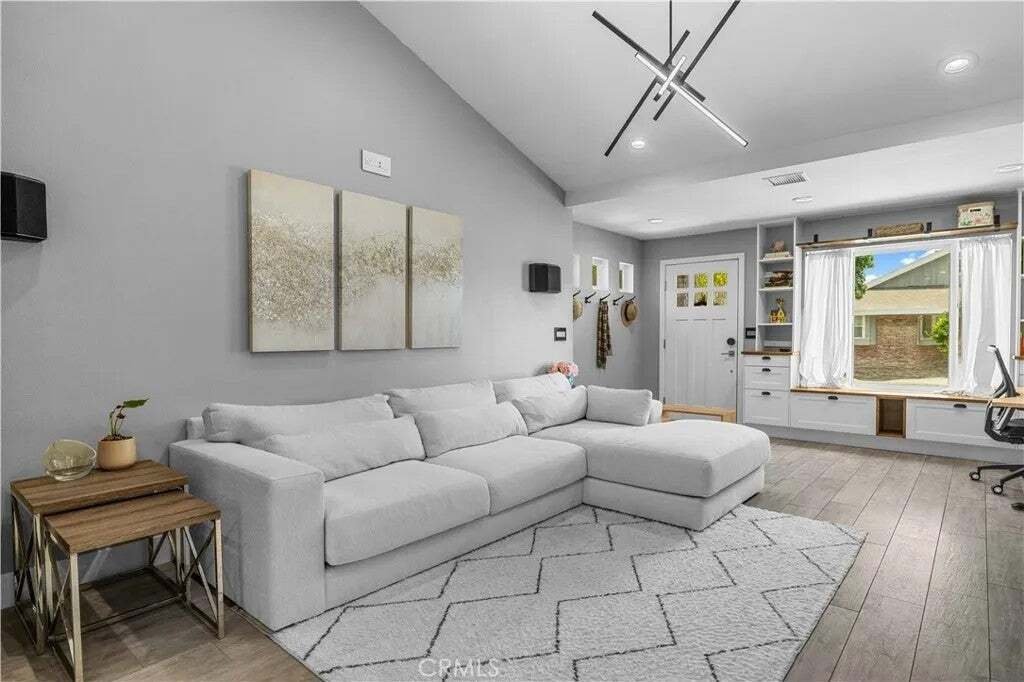 House in Signal Hill, California, United States 5 - 18642057