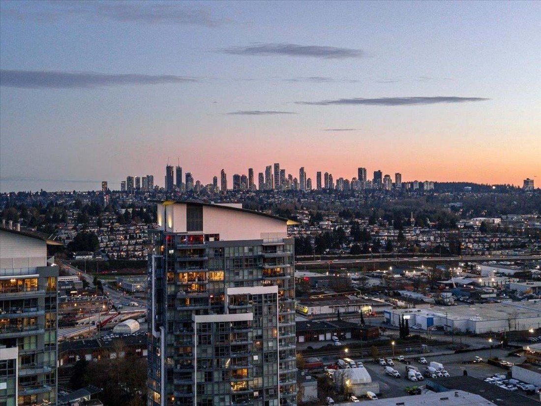 Condo in Burnaby, British Columbia, Canada 3 - 18643830