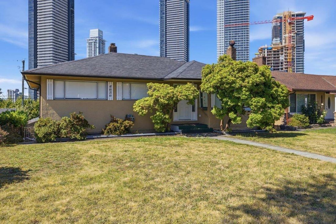 House in Burnaby, British Columbia, Canada 2 - 18643983