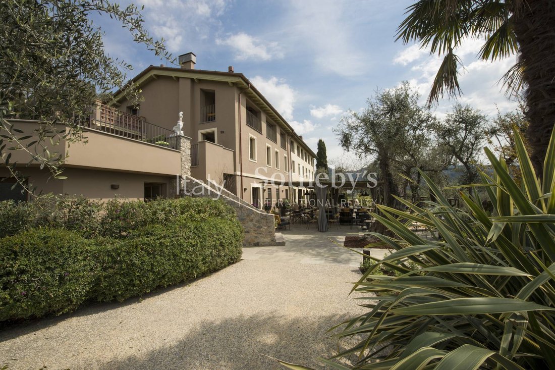 House in Camaiore, Tuscany, Italy 2 - 11346101