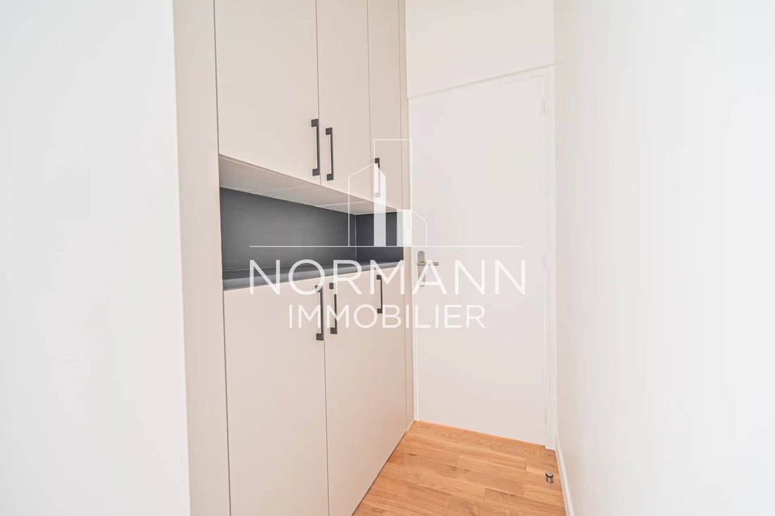 Apartment in Invalides, Paris 7e Arrondissement, Paris 5 - 18447577