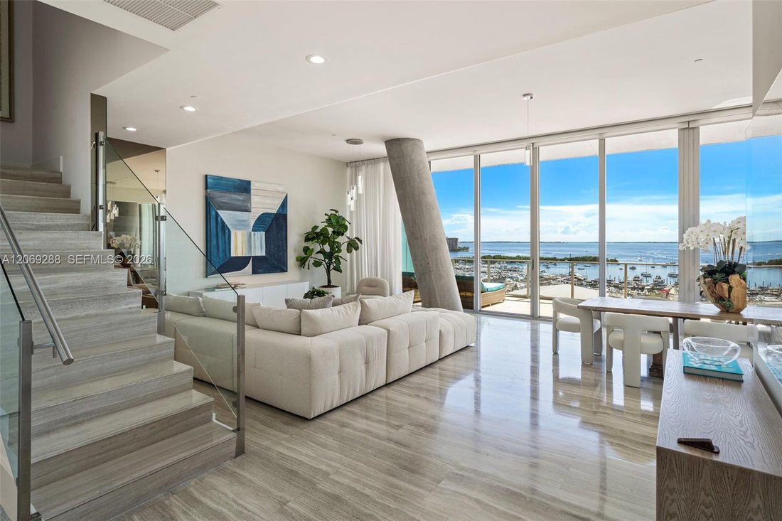 Condo in Miami, Florida, United States 5 - 18647105