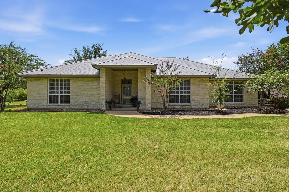 House in Wixon Valley, Texas, United States 1 - 18647160
