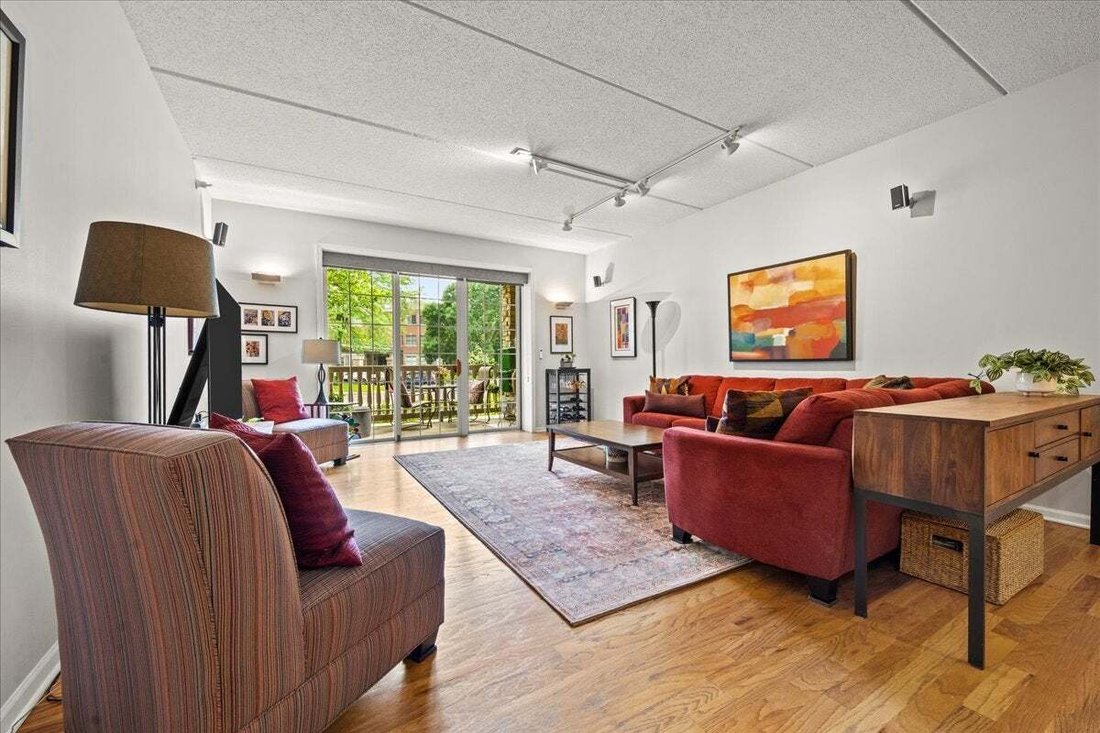 Condo in Highland Park, Illinois, United States 3 - 18643241