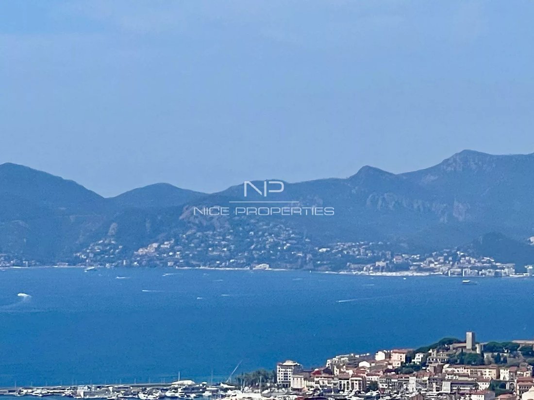 Villa in La Californie, Cannes, France 2 - 18647577