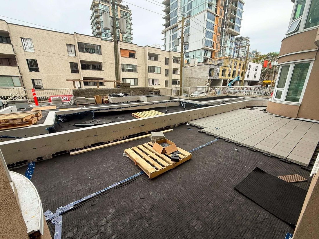 Condo in Vancouver, British Columbia, Canada 2 - 17612715