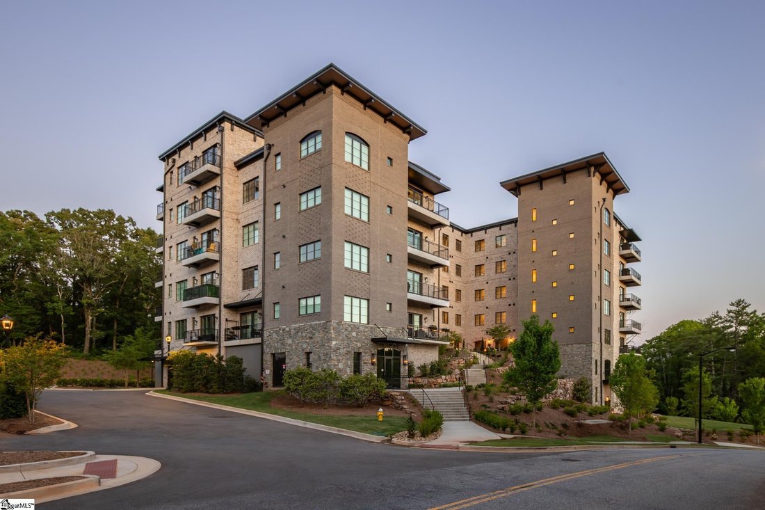 Condo in Greenville, South Carolina, United States 2 - 18645414