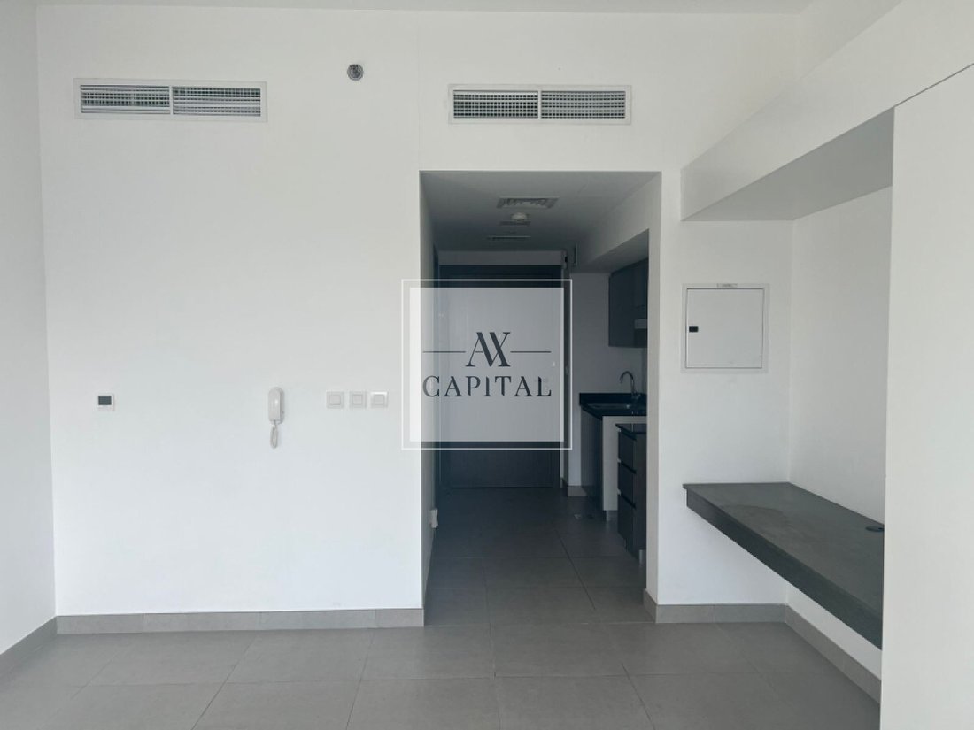 Apartment in Al Barsha South 5, Al Barsha, Dubai 3 - 18647848