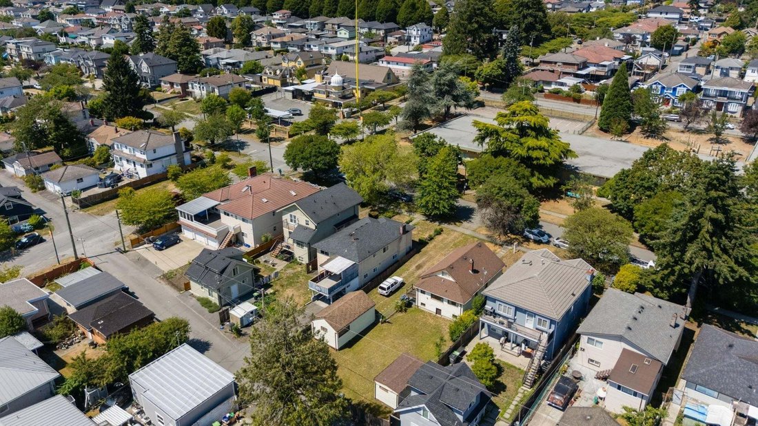 House in Vancouver, British Columbia, Canada 4 - 18643725