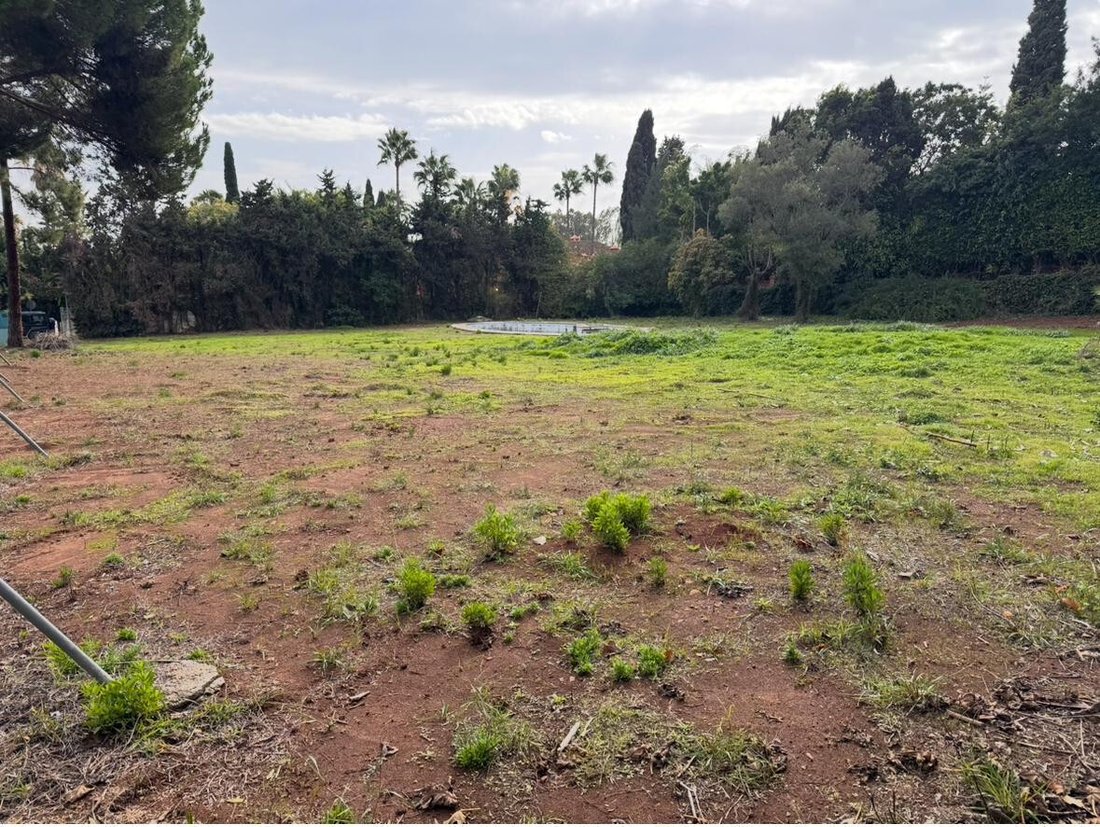 Land in Guadalmina Baja, San Pedro de Alcantara, Spain 1 - 18645729