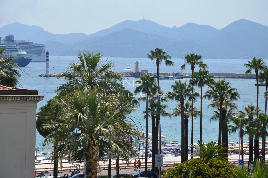 Apartment in Cannes, Provence-Alpes-Côte d'Azur, France 2 - 18647658