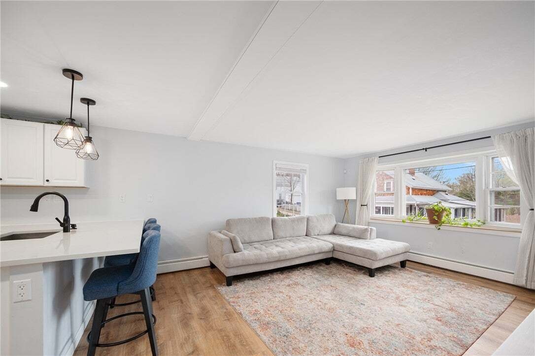 House in East Providence, Rhode Island, United States 4 - 18645774