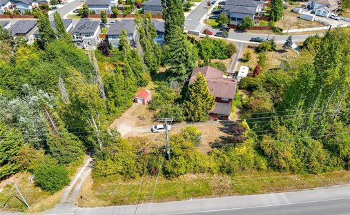 House in North Saanich, British Columbia, Canada 1