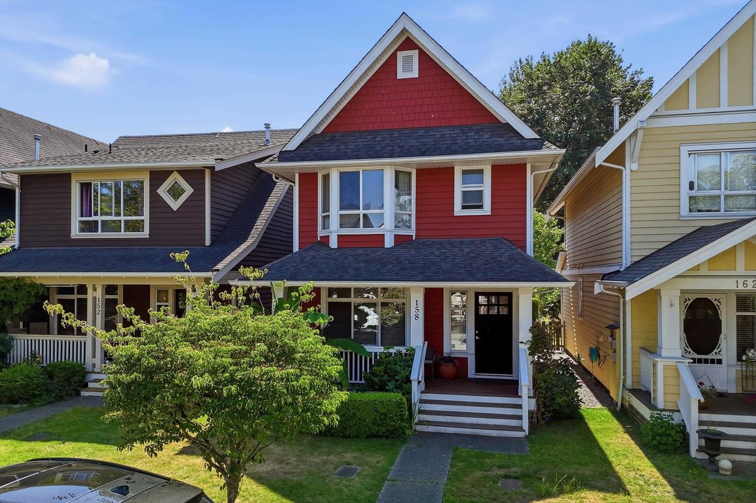 House in New Westminster, British Columbia, Canada 1 - 18643701