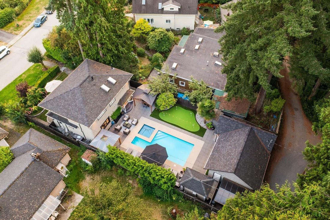 House in North Vancouver, British Columbia, Canada 2 - 18643283