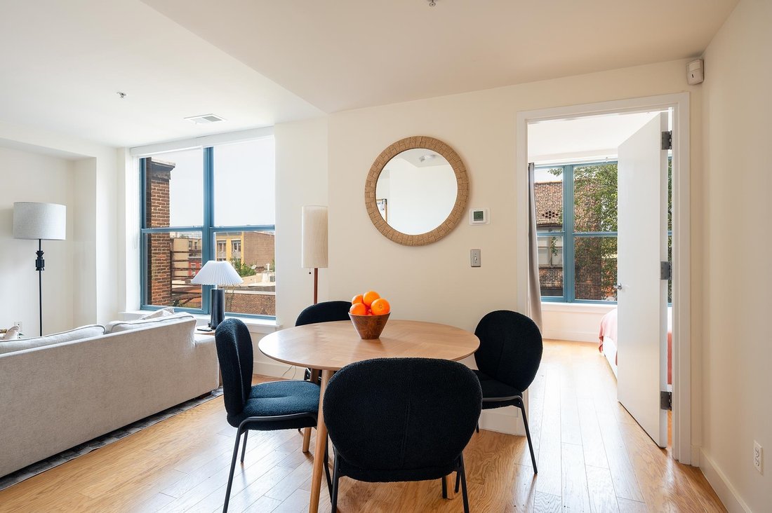 Condo in Jersey City, New Jersey, United States 2 - 18645323