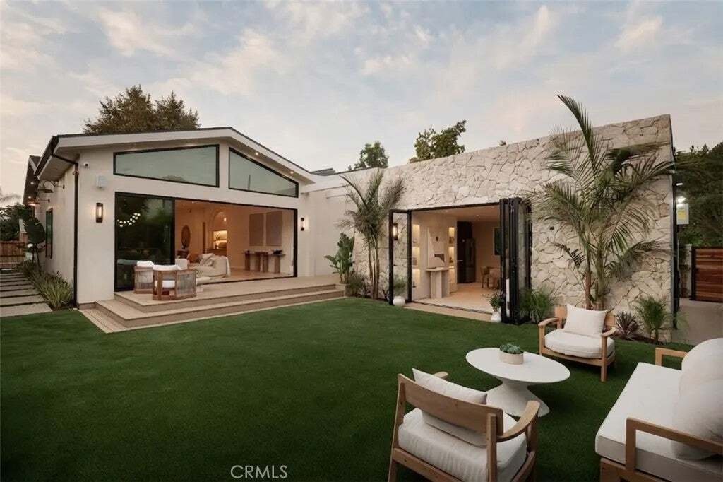 House in Los Angeles, California, United States 3 - 18646521