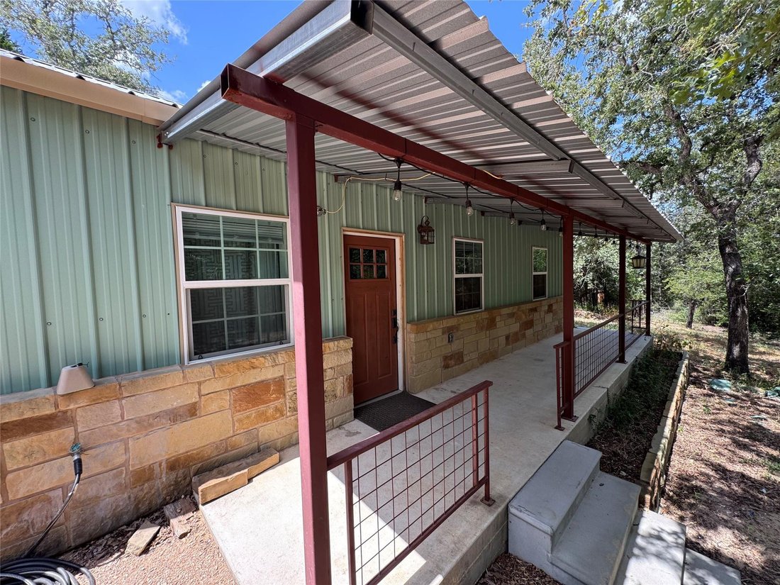House in Elgin, Texas, United States 4 - 18641893