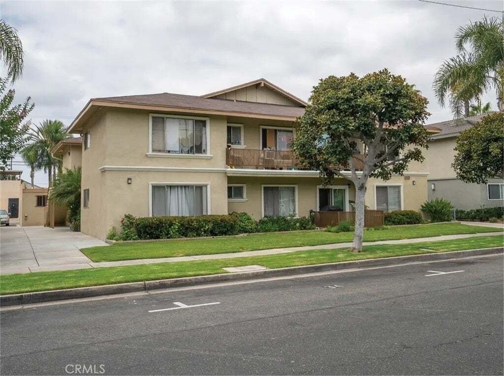 Orange, California, United States 2 - 18646486