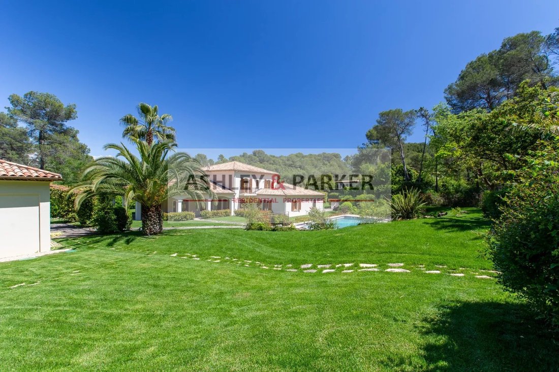 Villa in Grand'Piece-Les Plaines, Mouans-Sartoux, France 4 - 15230758