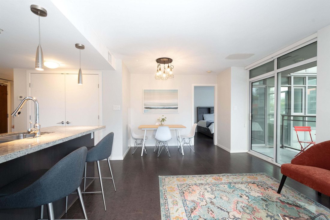 Condo in Vancouver, British Columbia, Canada 5 - 18643976
