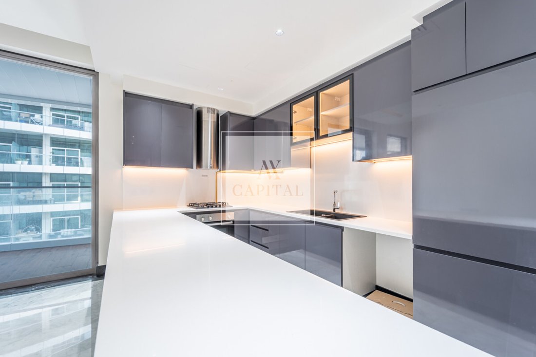 Apartment in Business Bay, Dubai, United Arab Emirates 4 - 18648191