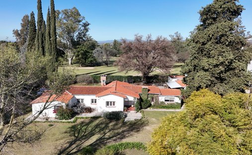 House in Alta Gracia, Cordoba, Argentina 1
