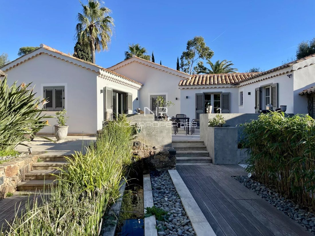 Villa in Nartelle-Noyer-Bellevue-bd des Sardinaux, Sainte-Maxime, France 3 - 18647612