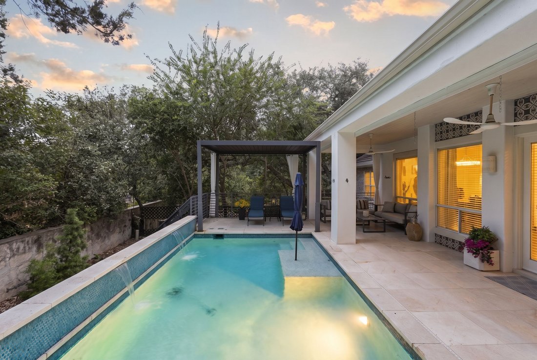 House in San Antonio, Texas, United States 3 - 18645062