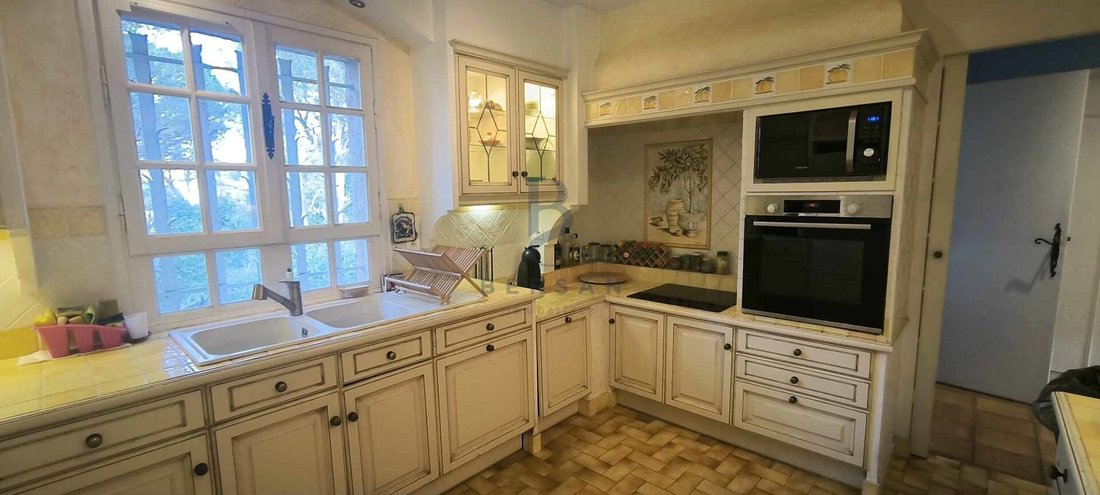 Villa in Exterieurs, Frejus, France 4 - 16768248