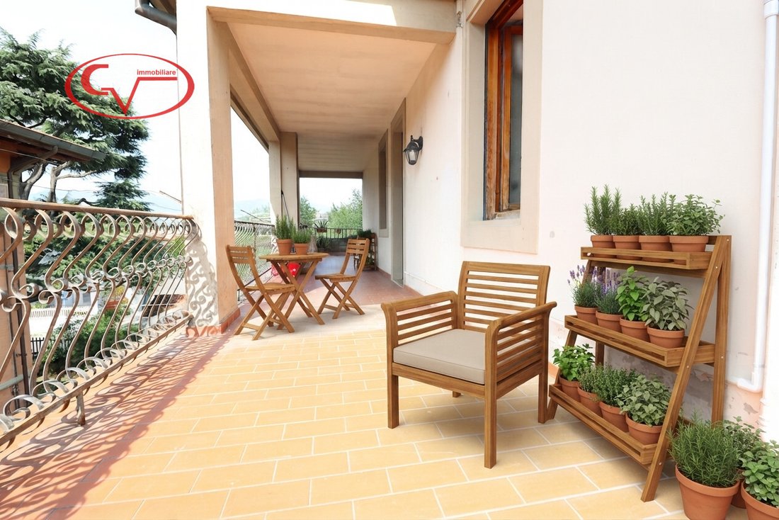 Villa in Giglio, Montevarchi, Italien 3 - 18647775