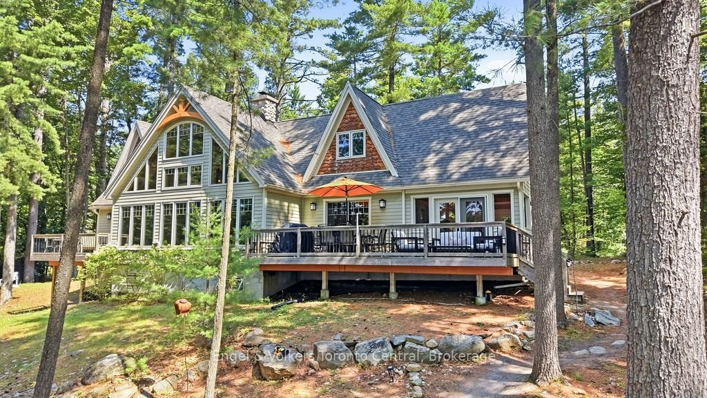 House in Bracebridge, Ontario, Canada 1 - 18643037