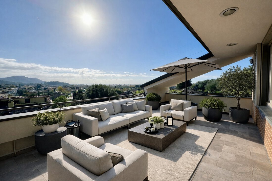 Villa in Massarosa, Tuscany, Italy 2 - 18645556